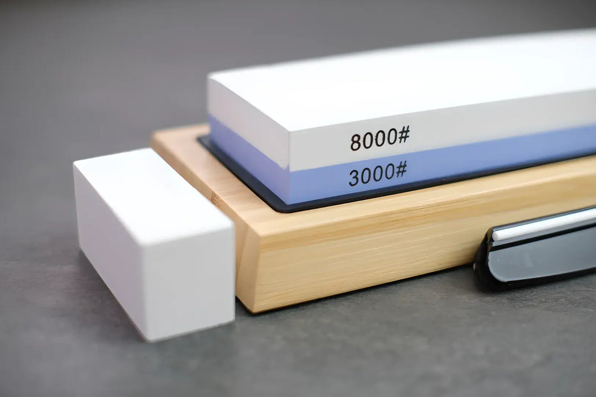 3000/8000 Grit Whetstone with Bamboo Base