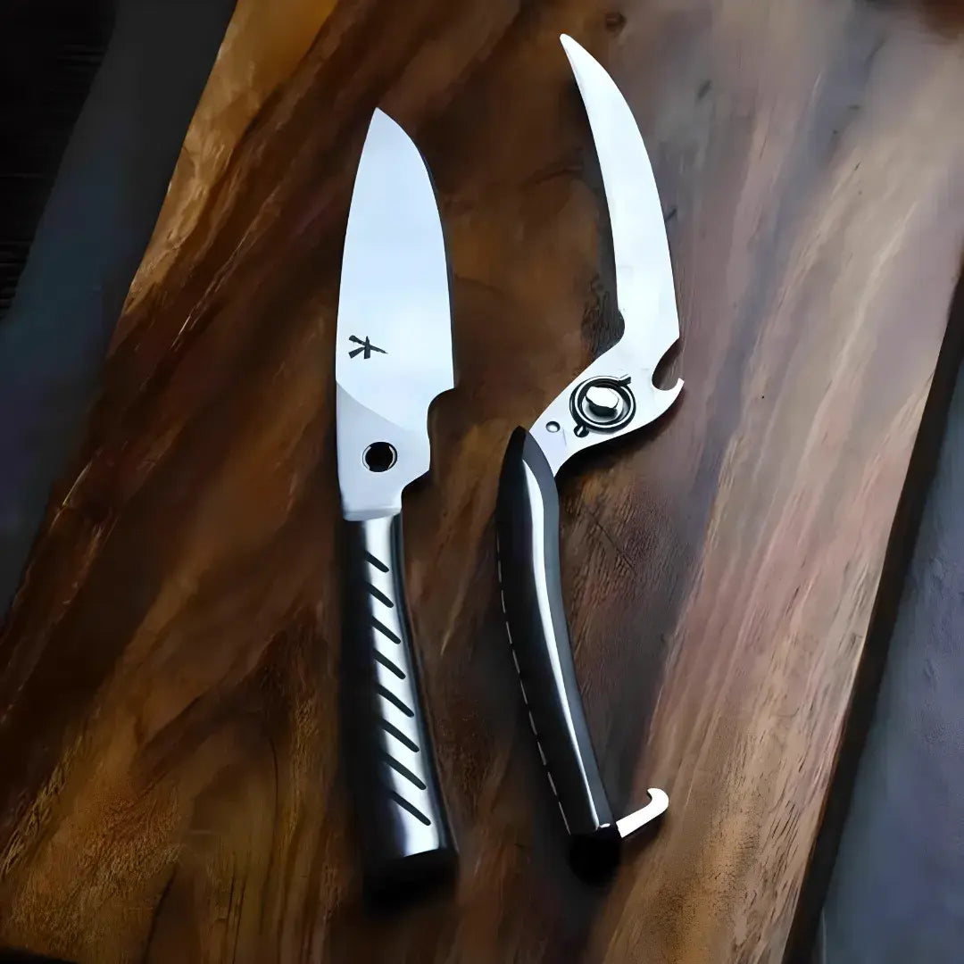 Detachable kitchen shears separated for cleaning