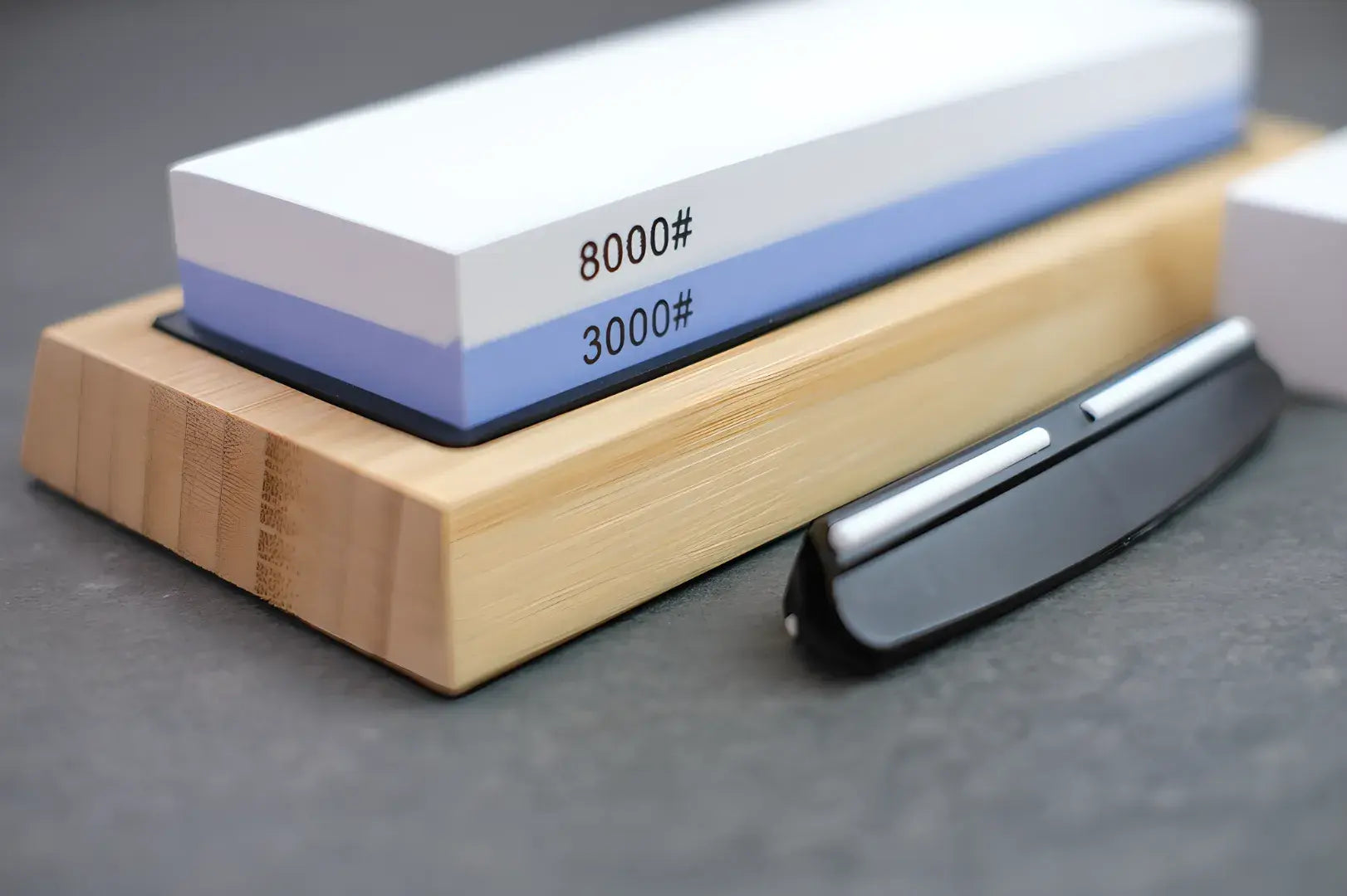 3000/8000 Grit Whetstone with Bamboo Base